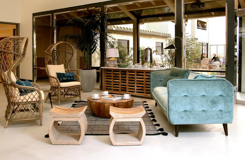 Public Area 3, Azure Palm Hot Springs, Riverside