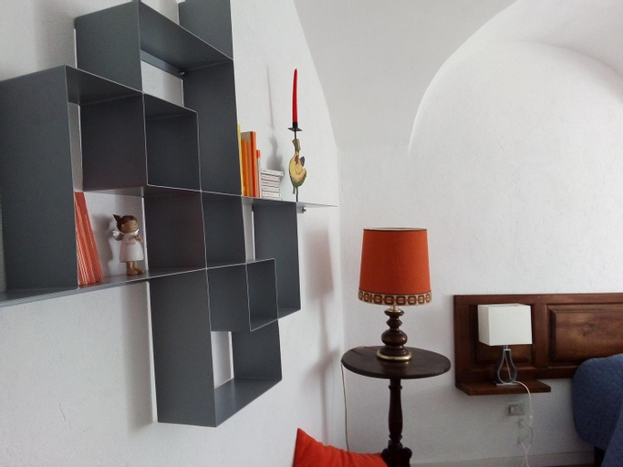 Others, la casa in collina, Cuneo