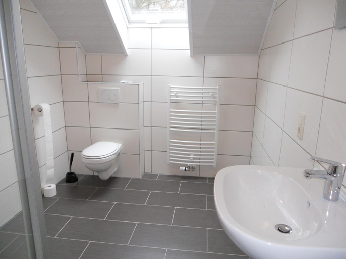 Bathroom 3, B&B V.K. PGmbH, Liège