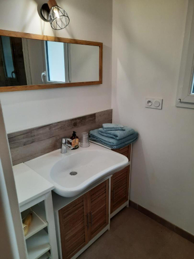 Bathroom 2, AGATHE chambres d'hotes, Loire-Atlantique