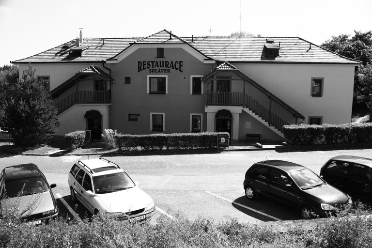 Others 5, Hotel s restauraci Splavek, Strakonice