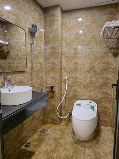 Bathroom 2, 4L HOTEL KIM BOI, Kim Bôi