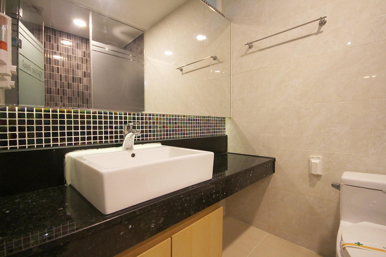 Bathroom 5, Yeosu Wate, Yeosu