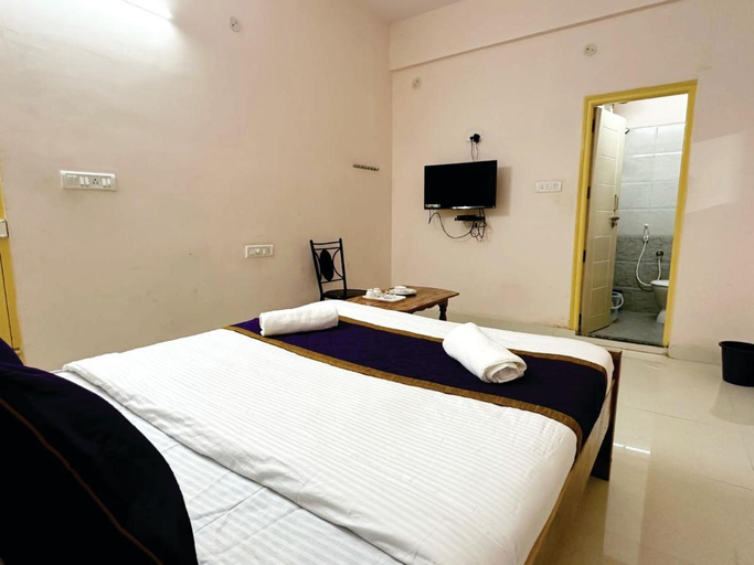 Bedroom 2, VHB Inn, Bangalore
