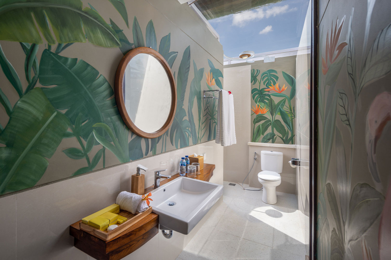 Bathroom 5, Munduk Tentrem, Buleleng