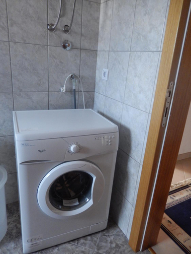 Bathroom 2, Apartment Brace Grakalica 20b