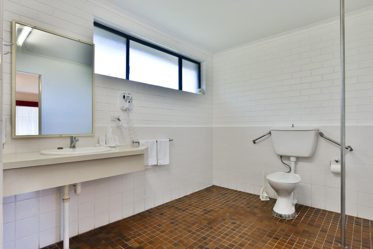 Bathroom 5