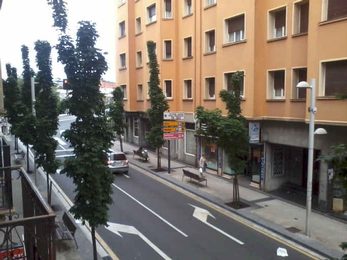 Others 5, Pension Gema, Guipúzcoa