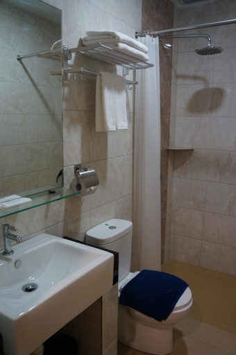 Bathroom 5, LABUAN JATl HOTEL, Labuan
