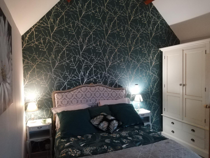 Others 3, Le clos des augers. Chambre Descartes, Indre-et-Loire