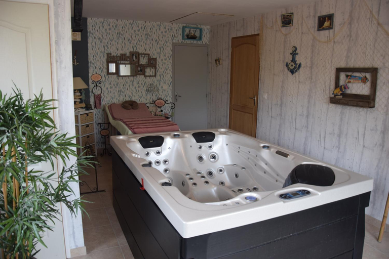 Bathroom 3, Au gue du bois, Vienne