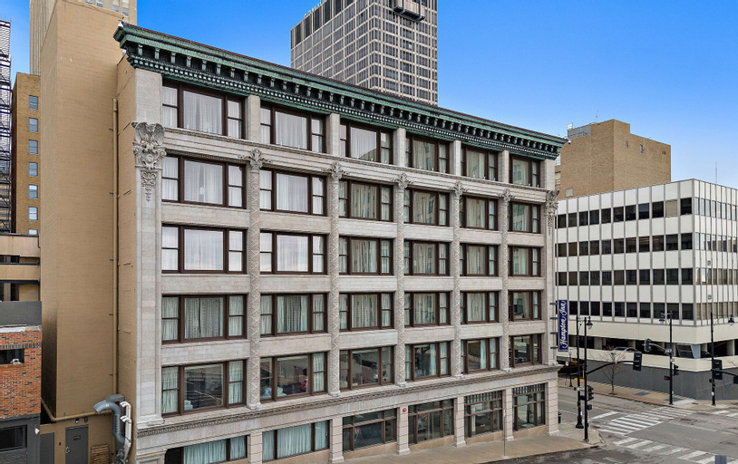 Exterior & Views 5, Hampton Inn Kansas City/Downtown Financial District, Jackson