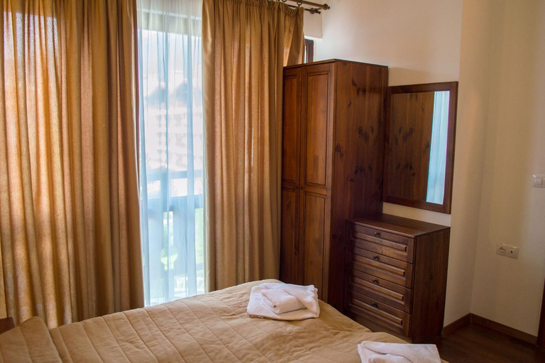 Bedroom 2, Winslow Infinity Aparthotel, Bansko