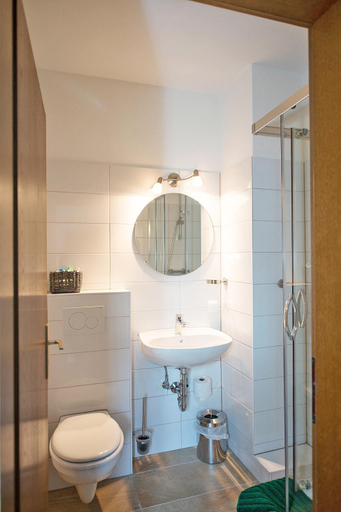 Bathroom 5, Rehlinger Hof, Lüneburg