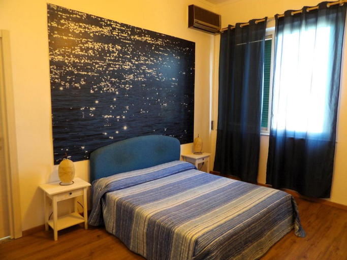 Bedroom 2, B&B Stella Marina, Catania