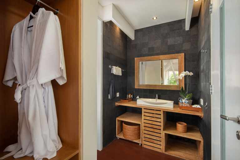 Bathroom 5, The Seiryu Boutique Villas, Badung
