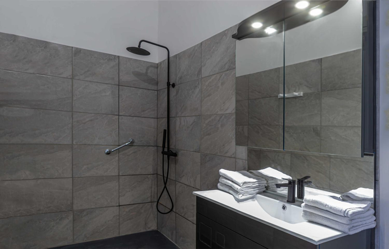 Bathroom 2, Chambre d'Hotes Les Jardins de Marie, SCI Charles III, Eure
