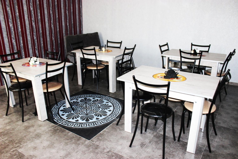 Food & Drinks 4, Golden Way, Tbilisi