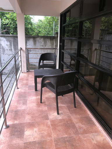 Others 5, Tyner's Place, Panglao