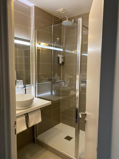 Bathroom 4, Atlantic Hotel - L'Ile d'Yeu, Vendée