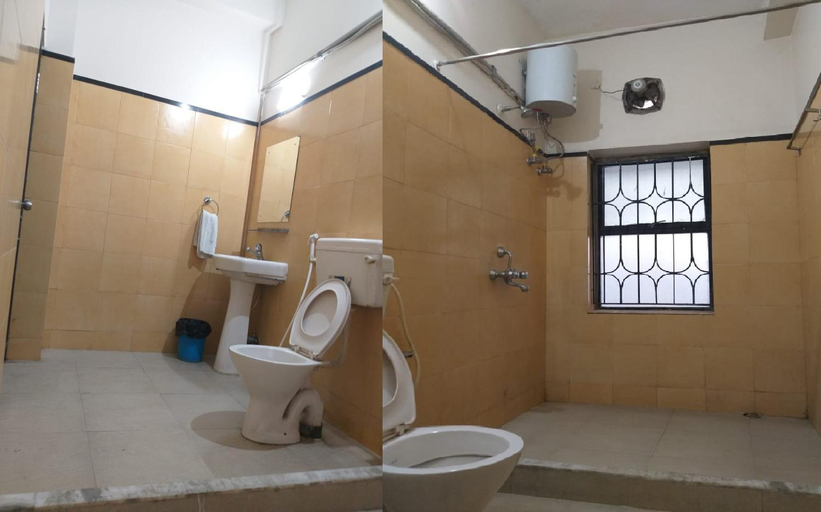 Bathroom 5, CrossRoads, North 24 Parganas