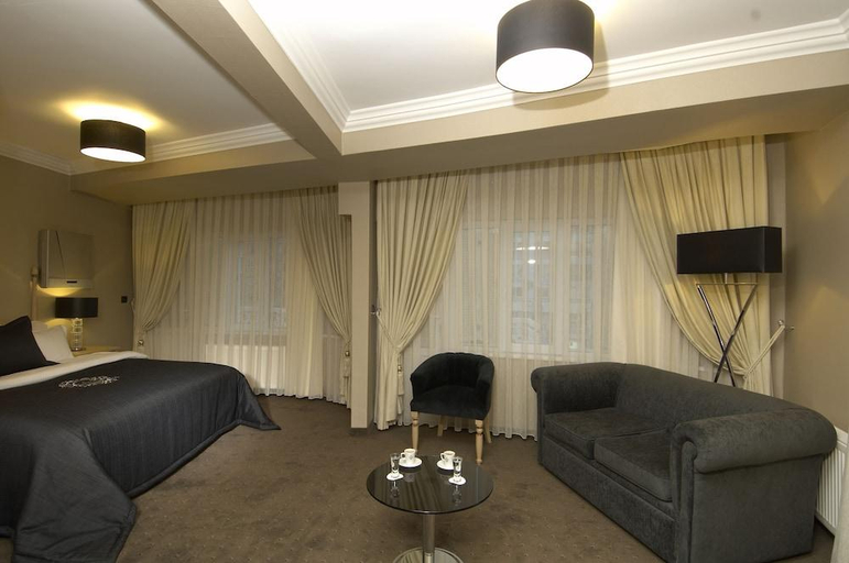 Bedroom 2, Ada Life, Merkez