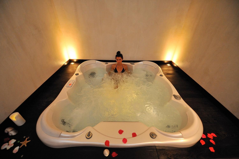 Bathroom 5, Egnatia City Hotel & Spa, East Macedonia and Thrace