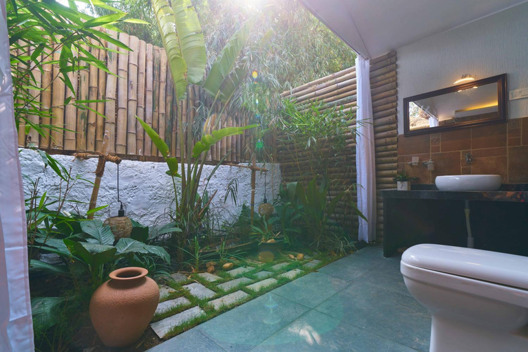 Bathroom 3, Blu Resorts Vagator Goa, North Goa