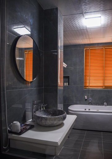Bathroom 4, Lotus Hotel , Hoa Lư