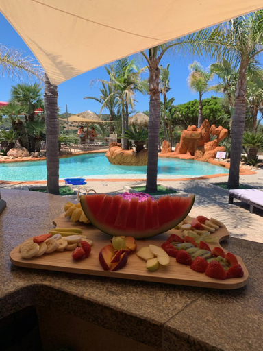 Food & Drinks 3, Marina d'Arone, Corse-du-Sud
