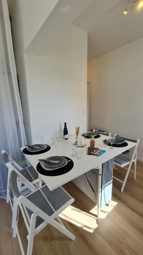 Dining Room 15