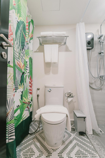 Bathroom 4, B Innspire Hotel, Muang Chiang Mai