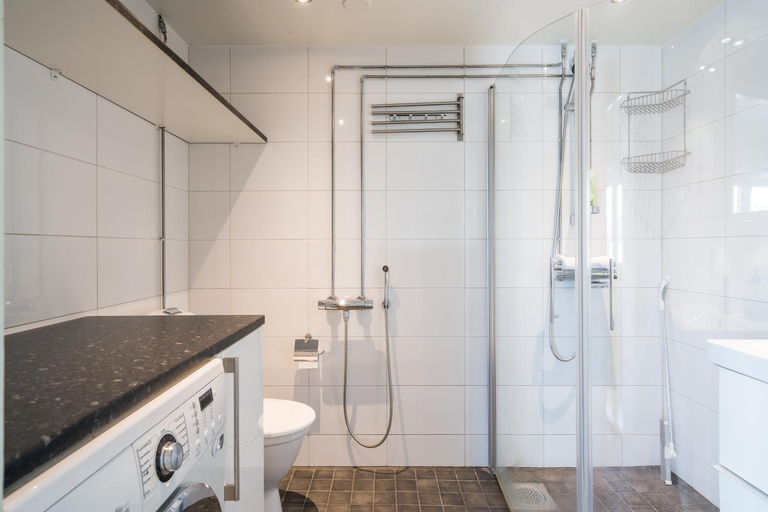 Bathroom 4, Hiisi Homes Helsinki Haaga, Uusimaa