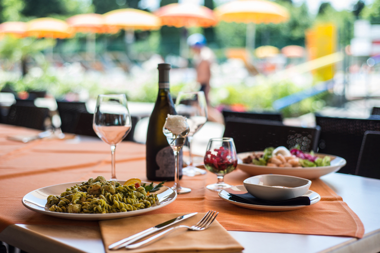 Food & Drinks 5, Baia Holiday Gasparina, Verona