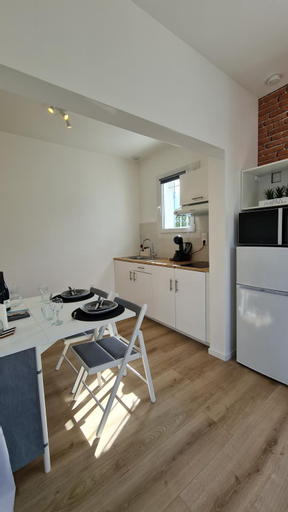 Dining Room 4