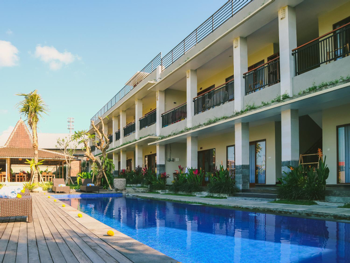 Swimming Pool 3