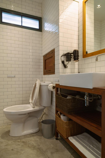 Bathroom 3, Big Tree Boutique Hotel, Ko Phangan