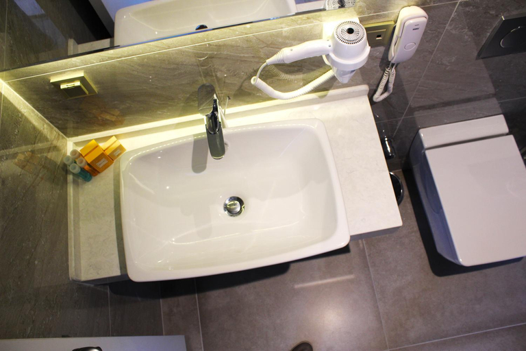 Bathroom 4, YURDAKUL HOTEL, Merkez