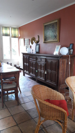 Kitchen, Demeure centre village, Yvelines