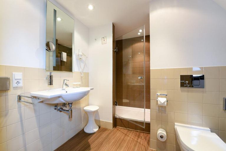 Bathroom 4, Hotel Casa Colonia, Köln