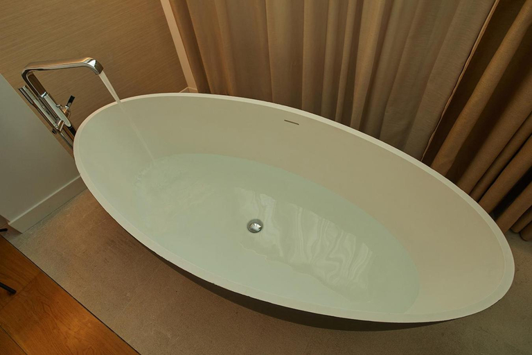 Bathroom 5, Nakar Hotel, Baleares
