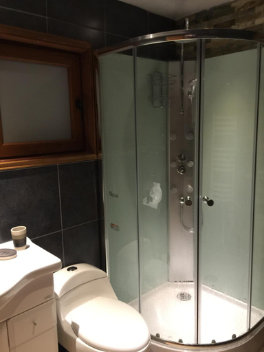 Bathroom 5, Cabanas Peumayen, Llanquihue
