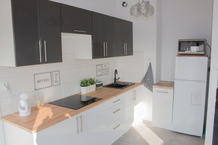 Others 2, Top Oder Apartments- private parking, Szczecin