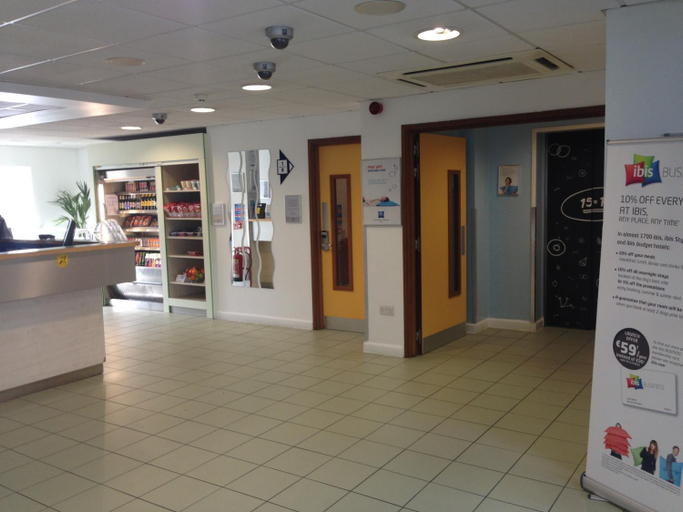 Public Area 3, ibis budget Newport, Newport