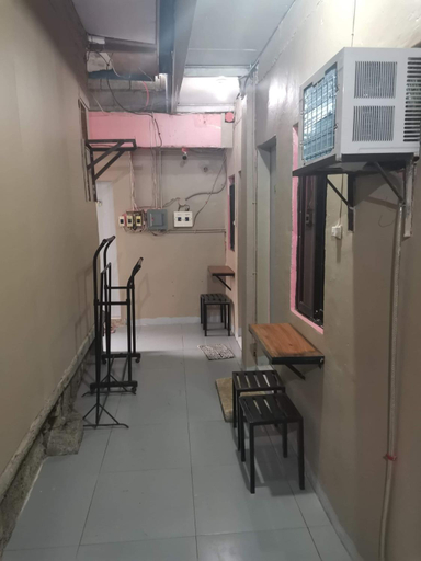 2, Ken's Inn, Coron