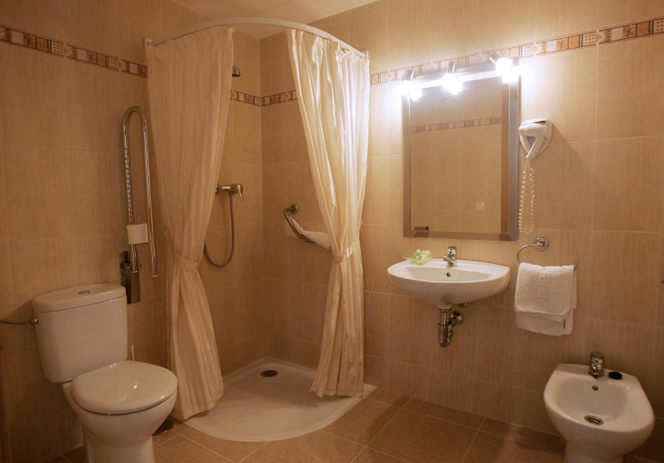 Bathroom 3, Hotel Goartin, Málaga