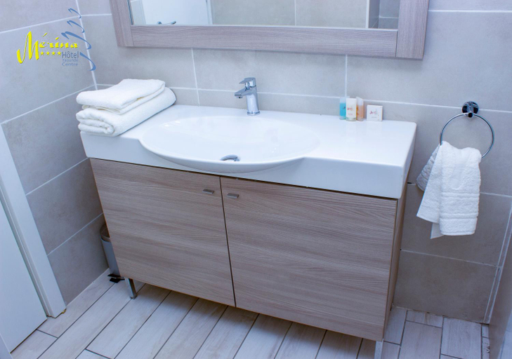 Bathroom 5, Merina Hotel, Mfoundi