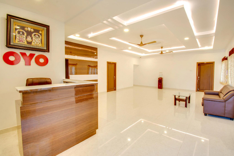 Others 5, Hotel RVN, Nellore