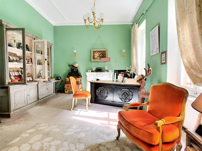 Public Area 2, The Originals Boutique, Hôtel du Parc, Cavaillon, Vaucluse