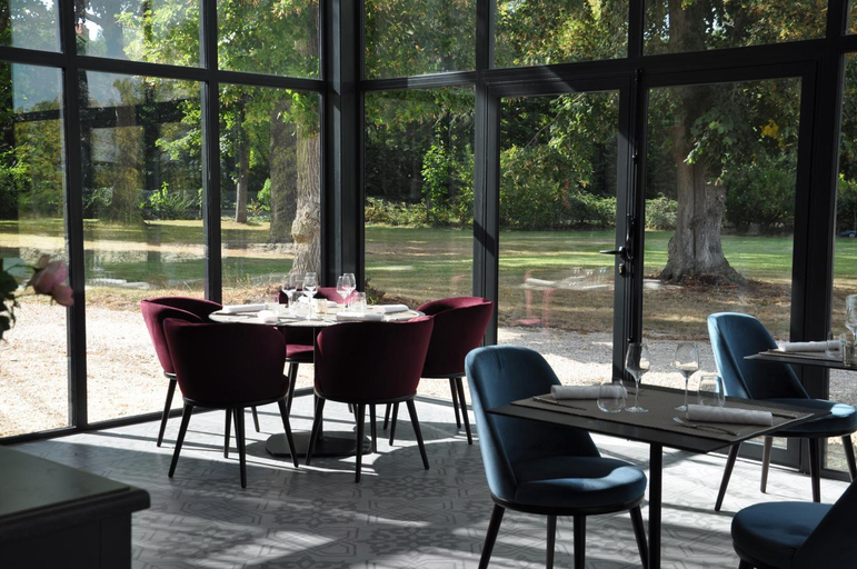 Food & Drinks 3, Chateau Origny - Moulins, Allier